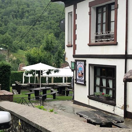 Hotel Restaurante La Carasca Orlé Exteriér fotografie