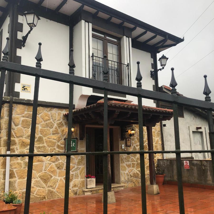 Hotel Restaurante La Carasca Orlé Exteriér fotografie