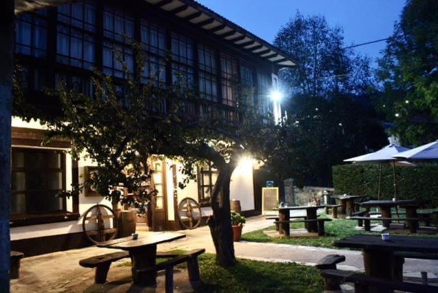 Hotel Restaurante La Carasca Orlé Exteriér fotografie
