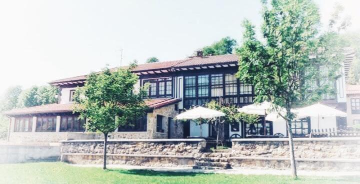 Hotel Restaurante La Carasca Orlé Exteriér fotografie