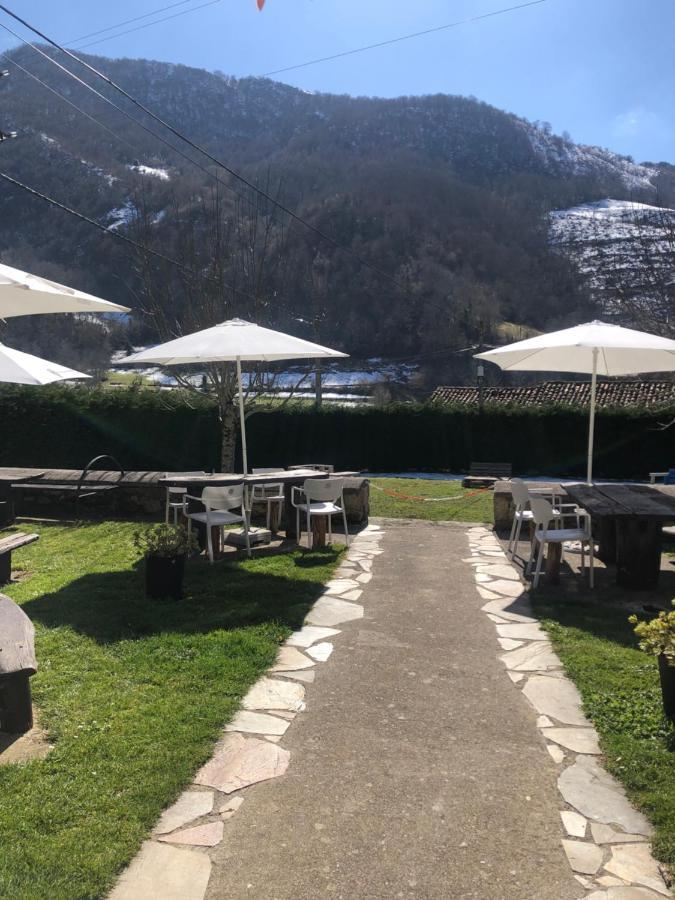 Hotel Restaurante La Carasca Orlé Exteriér fotografie